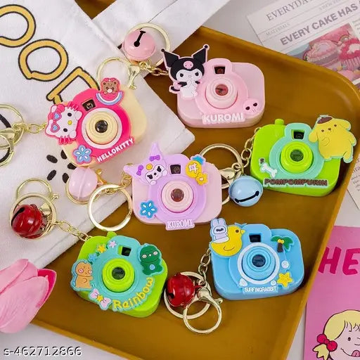 Camera Shape Projective Keychain – 1 PC 📸✨
