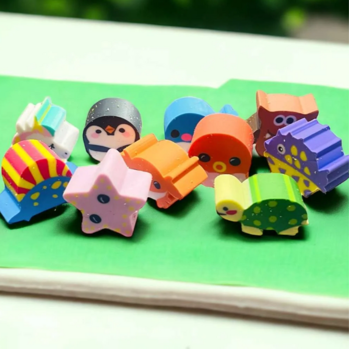 🦁Animals Themed Erasers and Pencil Topper Set in a Box