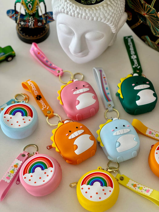 Cartoon Silicone Coin Pouch – Cute Keychain Bag for Daily Use ✨💖