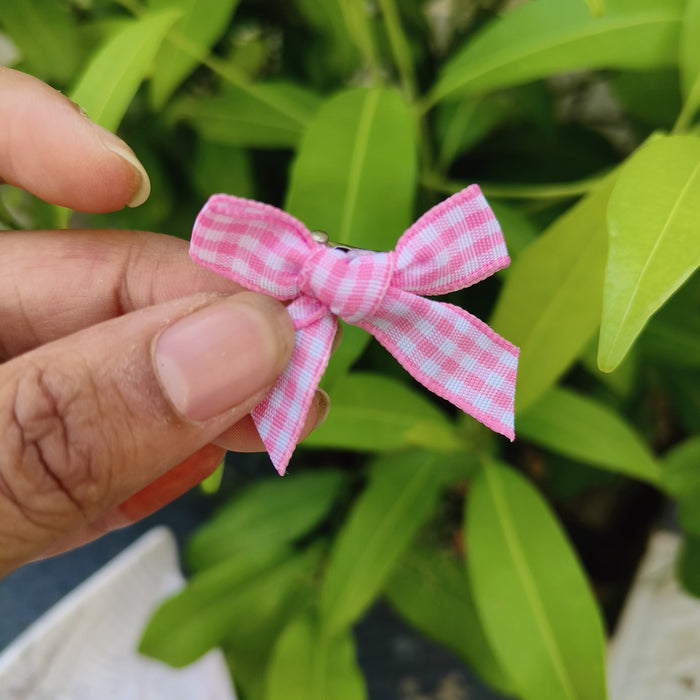 Plaid Bow Hair Pin 🎀